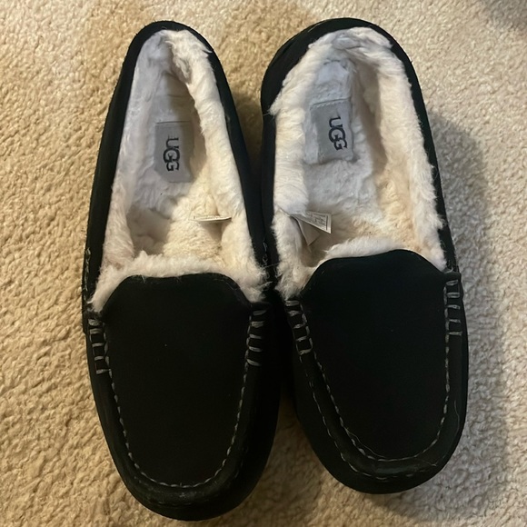 UGG Shoes - Ugg slippers